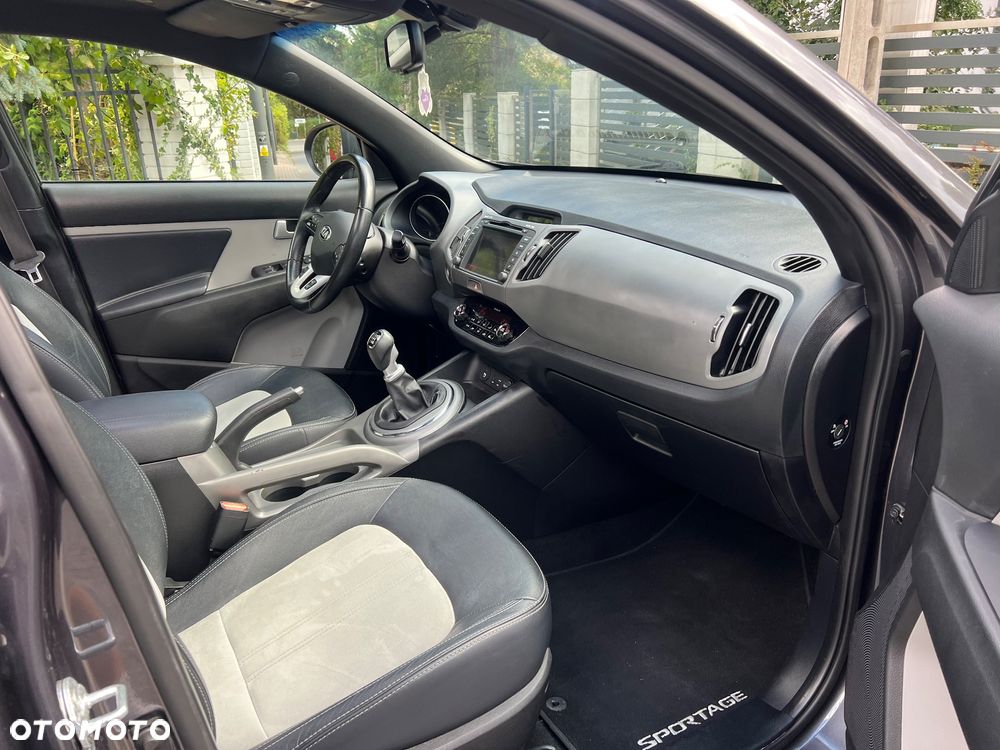 Kia Sportage 1.7 CRDI 2WD Attract - 20