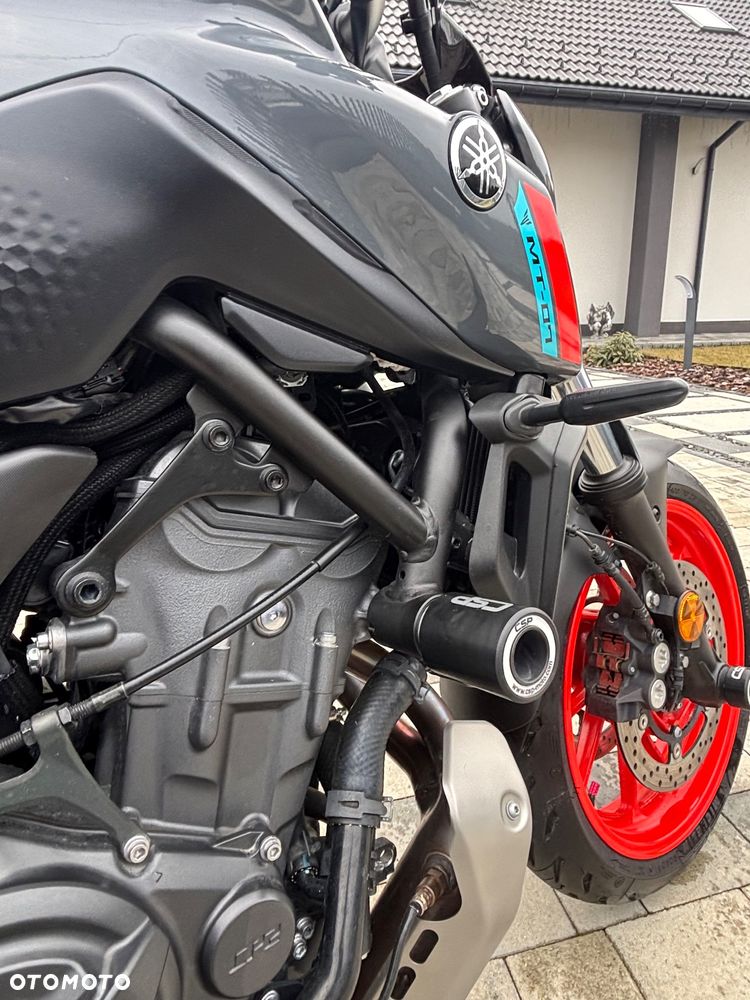 Yamaha MT - 15