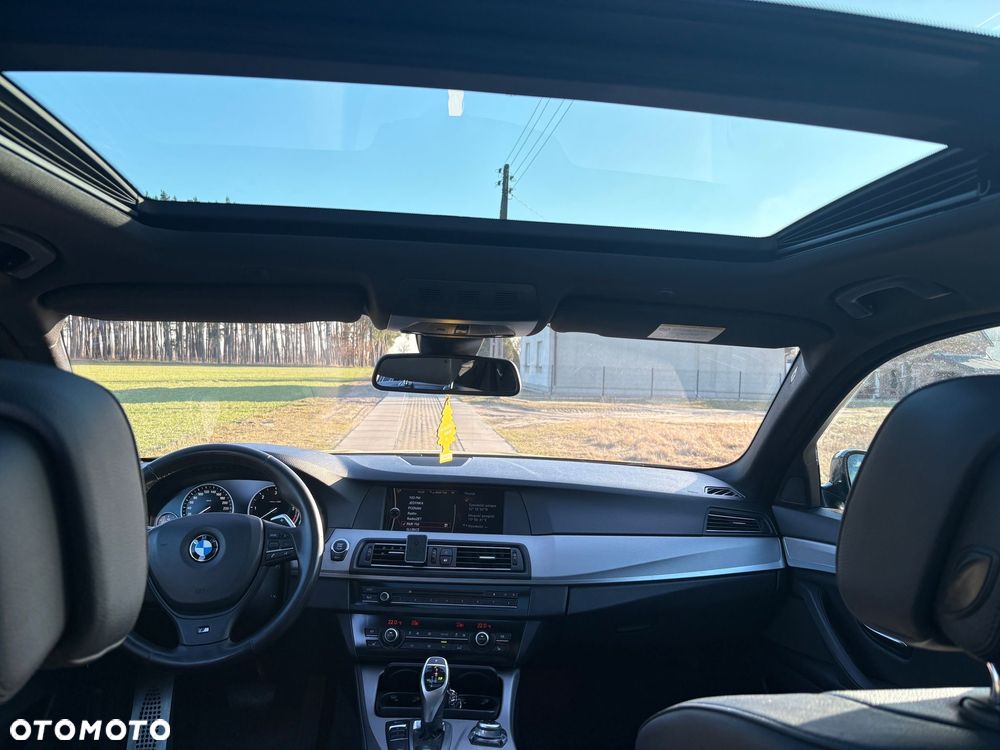 BMW Seria 5 530d xDrive - 11