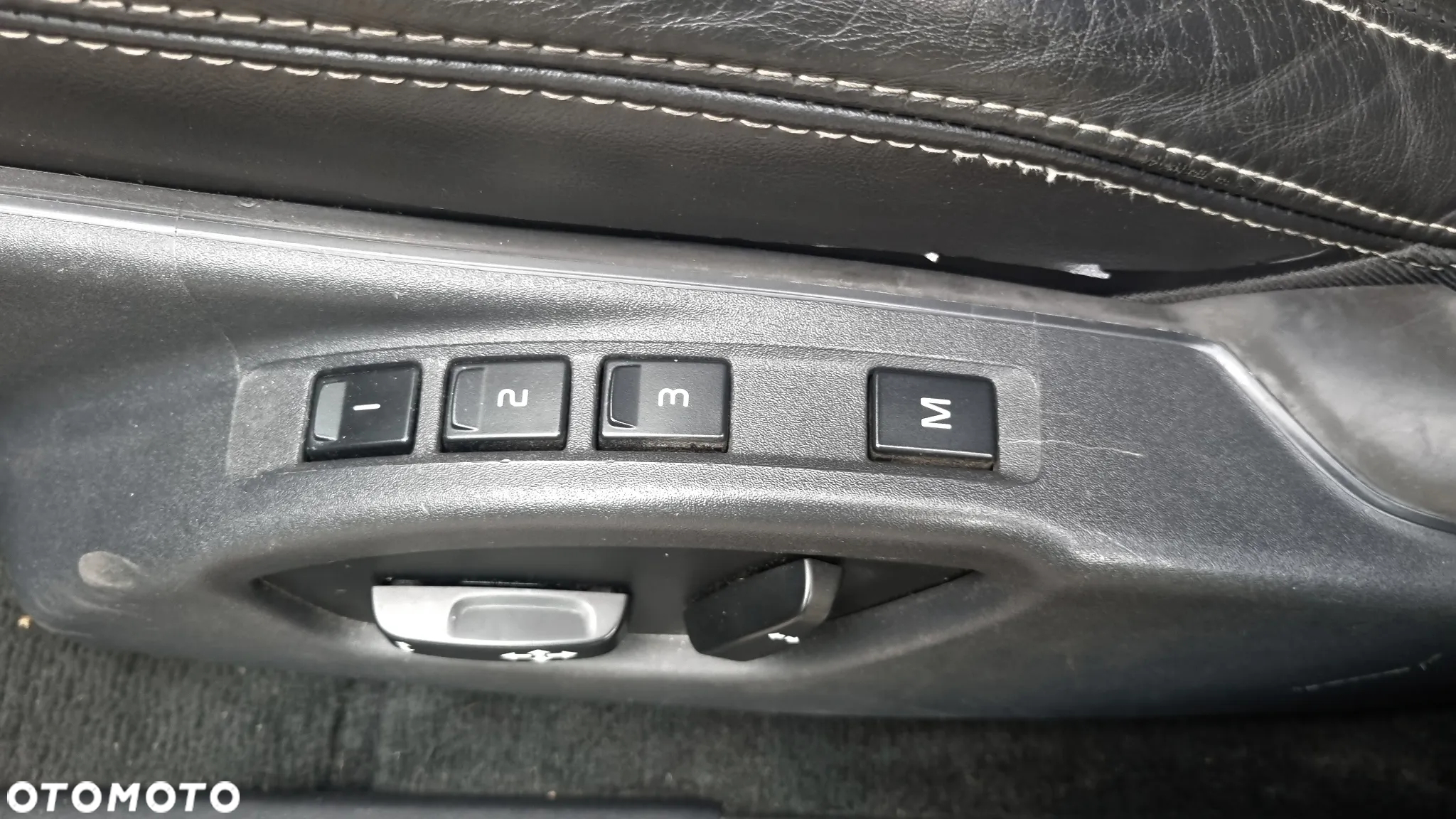 Volvo XC 60 D3 R Design - 19