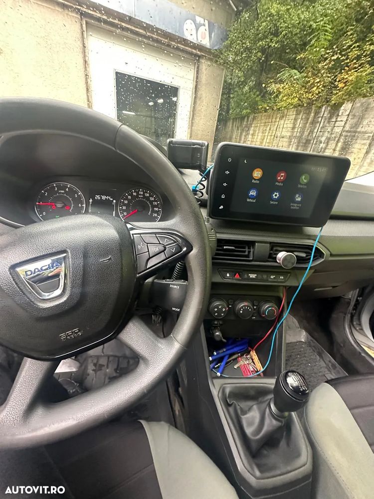 Dacia Logan TCe 90 MT5 Comfort - 8