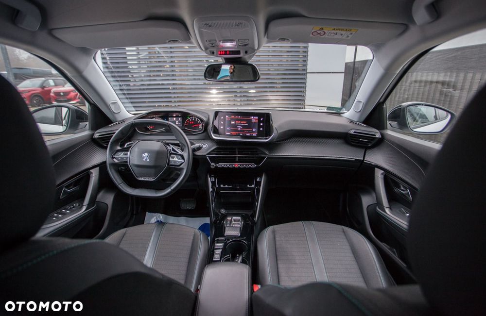 Peugeot 2008 1.5 BlueHDi Allure Pack S&S EAT8 - 9