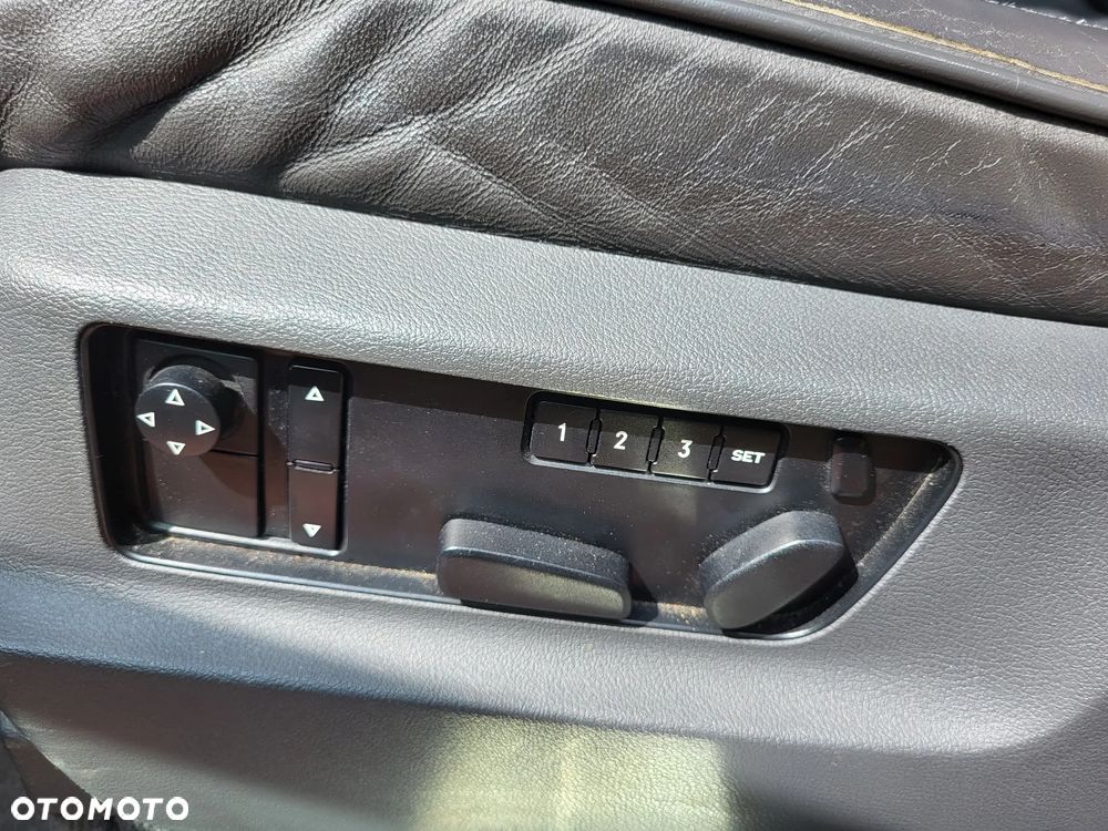 Volkswagen Touareg 4.2 V8 FSI Tiptr - 20