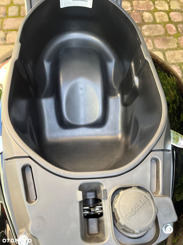 Vespa GTS - 22