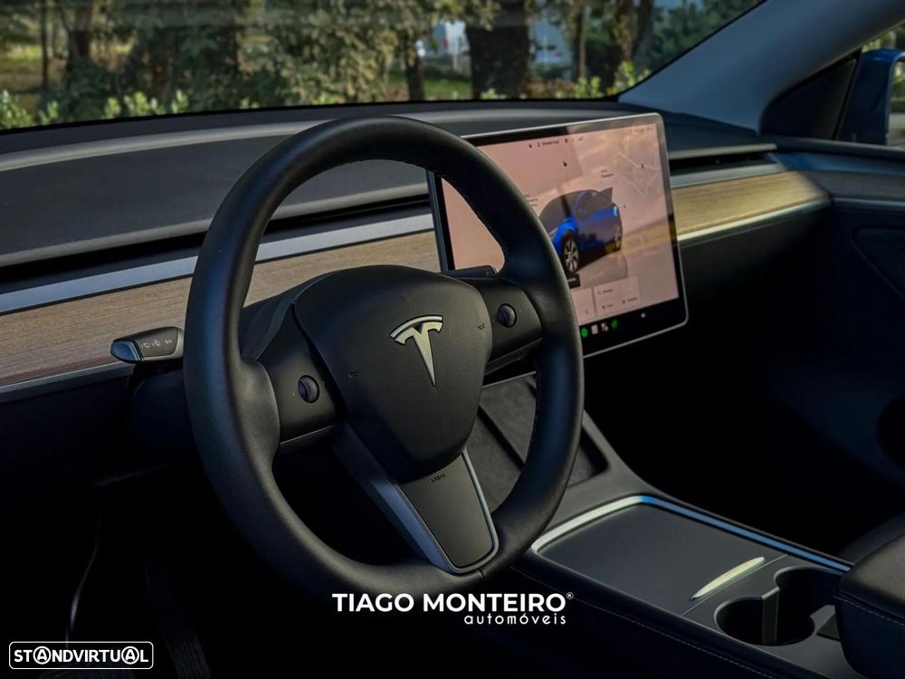 Tesla Model Y Tração Traseira - 55