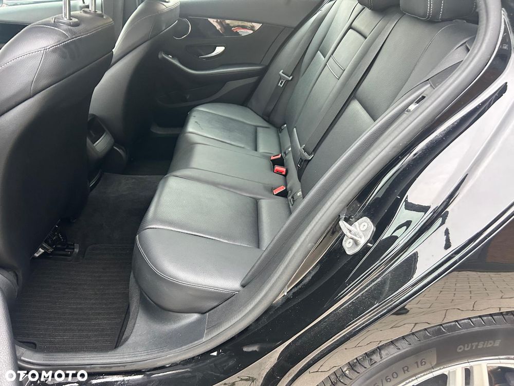 Mercedes-Benz Klasa C 220 d 9G-TRONIC Edition - 21