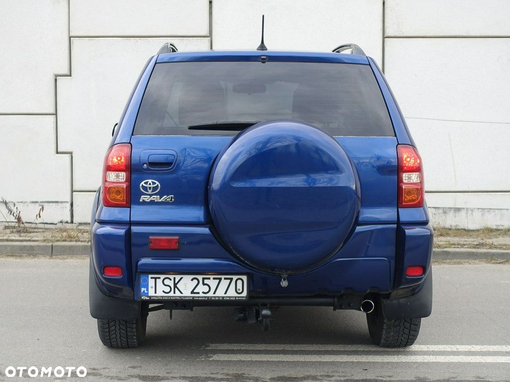 Toyota RAV4 D-4D 4x4 - 10
