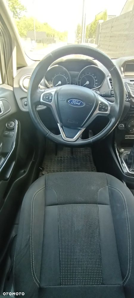 Ford Fiesta 1.0 EcoBoost Titanium EU6 - 8