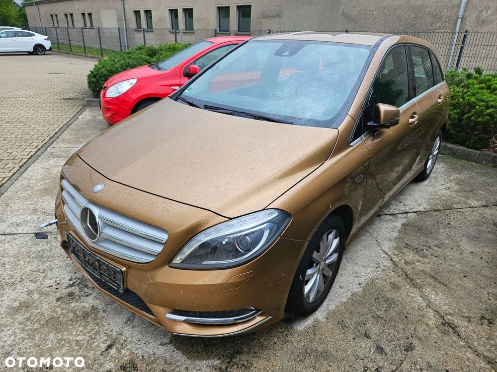 Mercedes-Benz Klasa B 200 CDI (BlueEFFICIENCY) - 2
