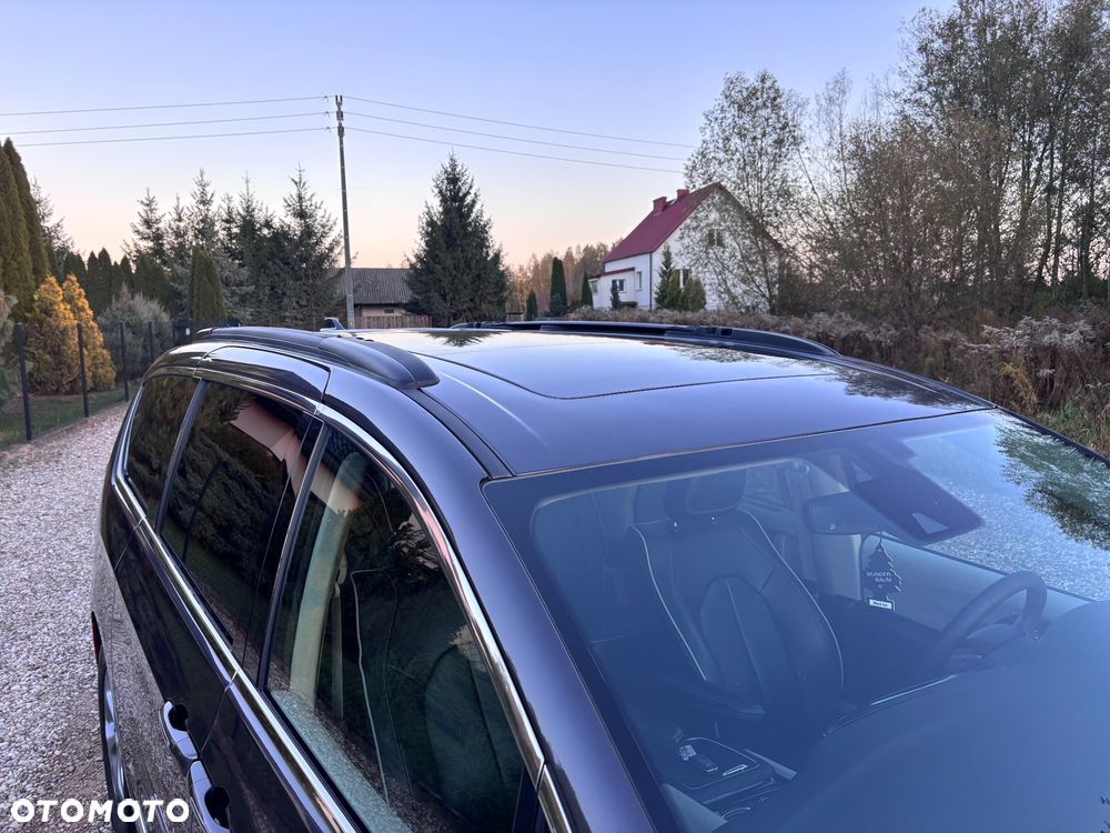 Chrysler Pacifica - 4
