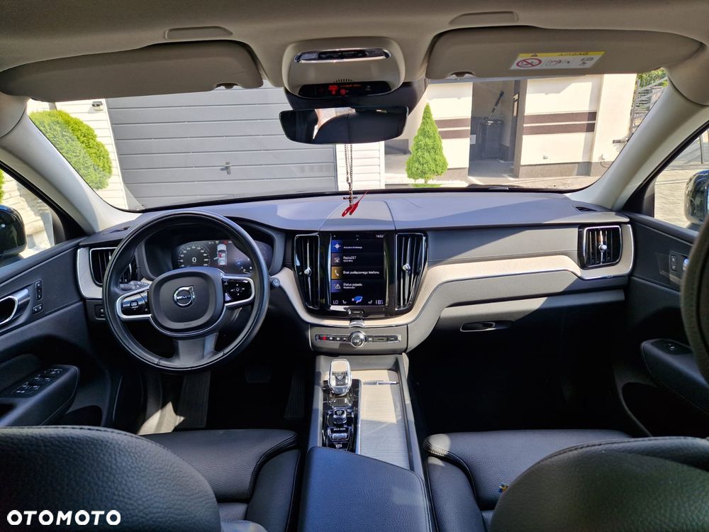 Volvo XC 60 B4 D Inscription - 38