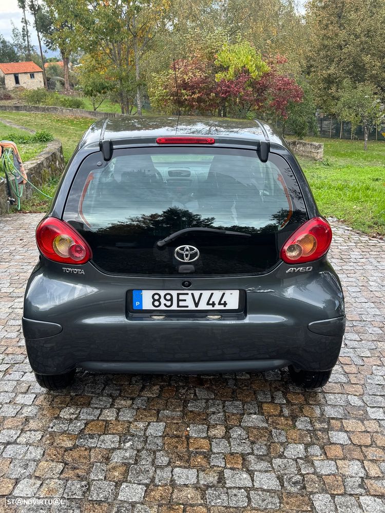 Toyota Aygo - 4