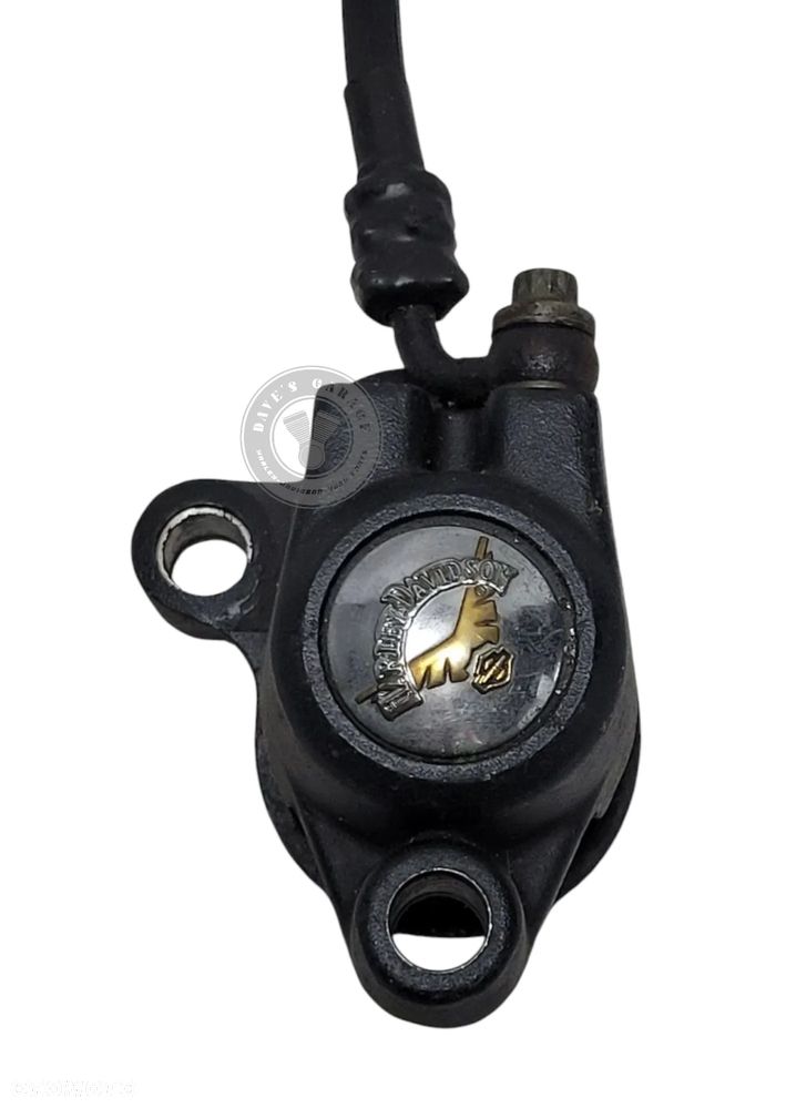 Zacisk hamulcowy prawy Harley Davidson Softail 44077-88F - 1