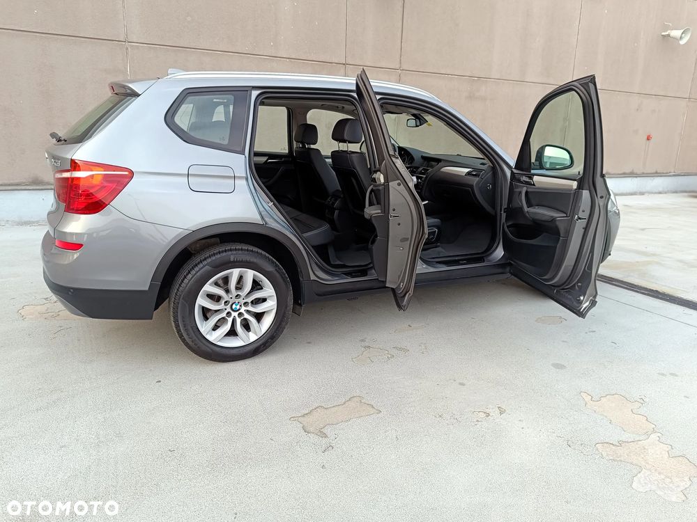 BMW X3 xDrive20i xLine - 9