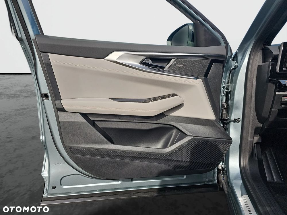 Renault Espace 1.2 E-Tech Full Hybrid 200 Iconic MMT 5os - 12