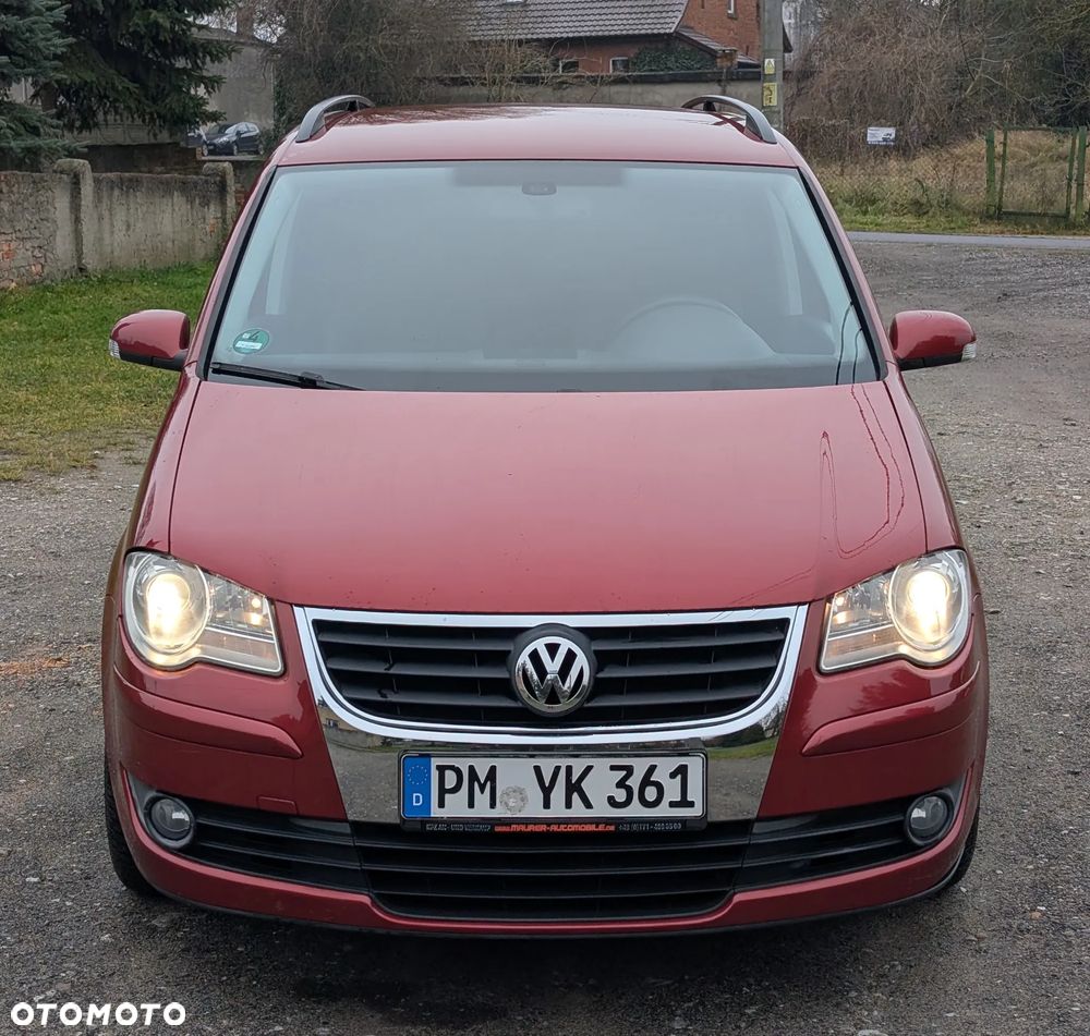 Volkswagen Touran - 5