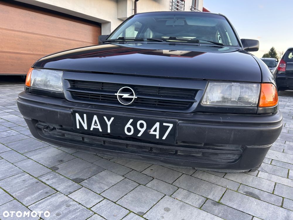 Opel Astra 1.4 GL - 6