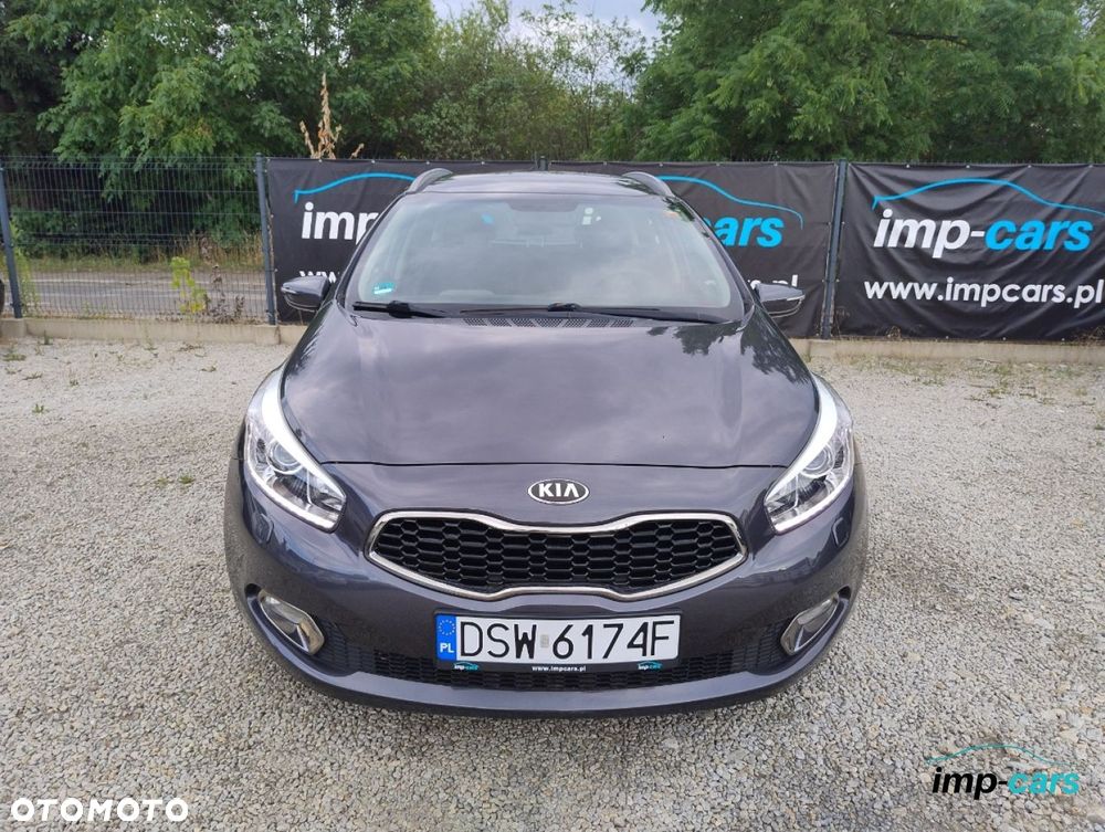 Kia Ceed - 14