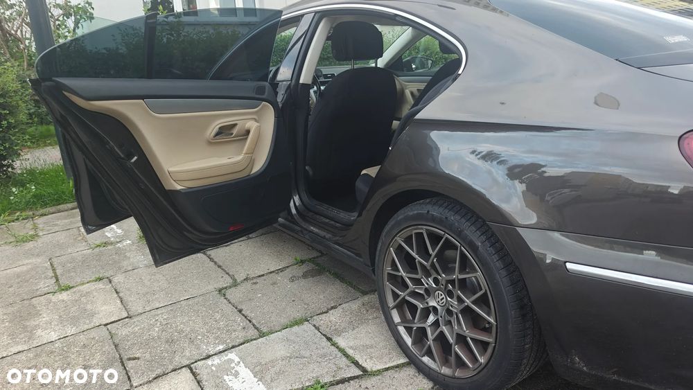 Volkswagen CC - 10
