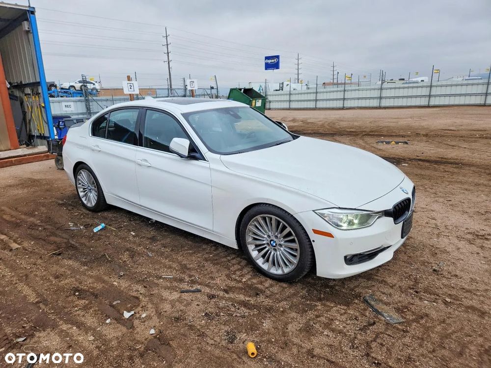 BMW Seria 3 328i xDrive Sport Line - 1