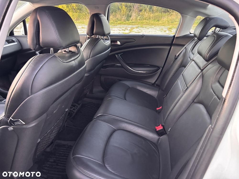 Citroën C5 2.0 HDi Exclusive - 10