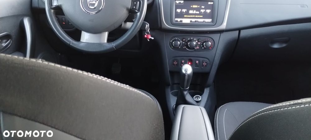 Dacia Logan TCe 90 Prestige - 9