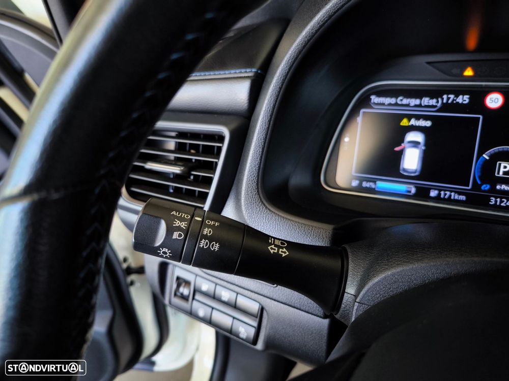 Nissan Leaf N-Connecta - 17