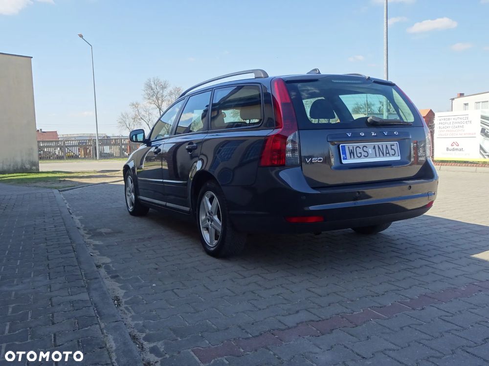 Volvo V50 - 9