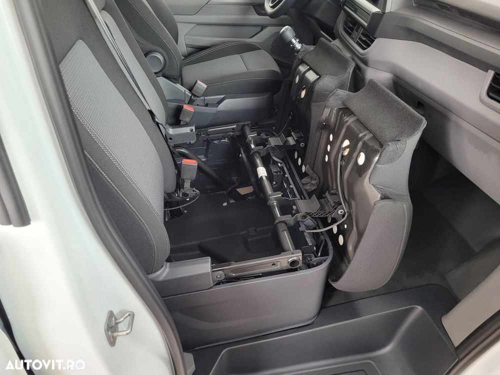 Volkswagen Volkswagen T7 Furgon Lung 110CP M6 - 11