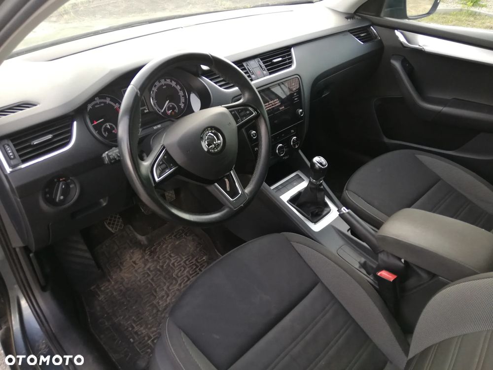 Skoda Octavia 1.0 TSI Drive - 27