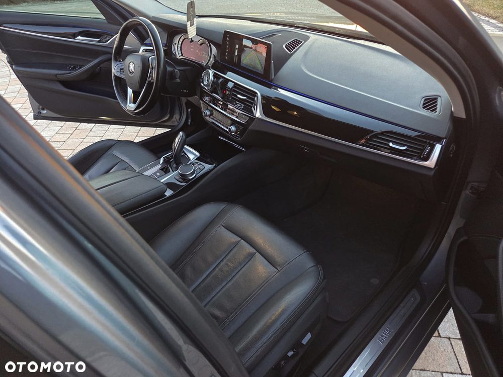 BMW Seria 5 520d M Sport Edition - 5