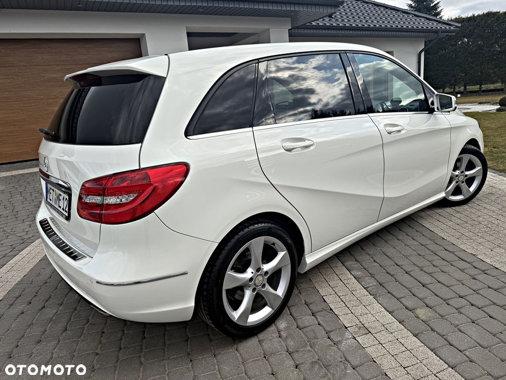 Mercedes-Benz Klasa B 200 BlueEFFICIENCY Edition 1 - 16