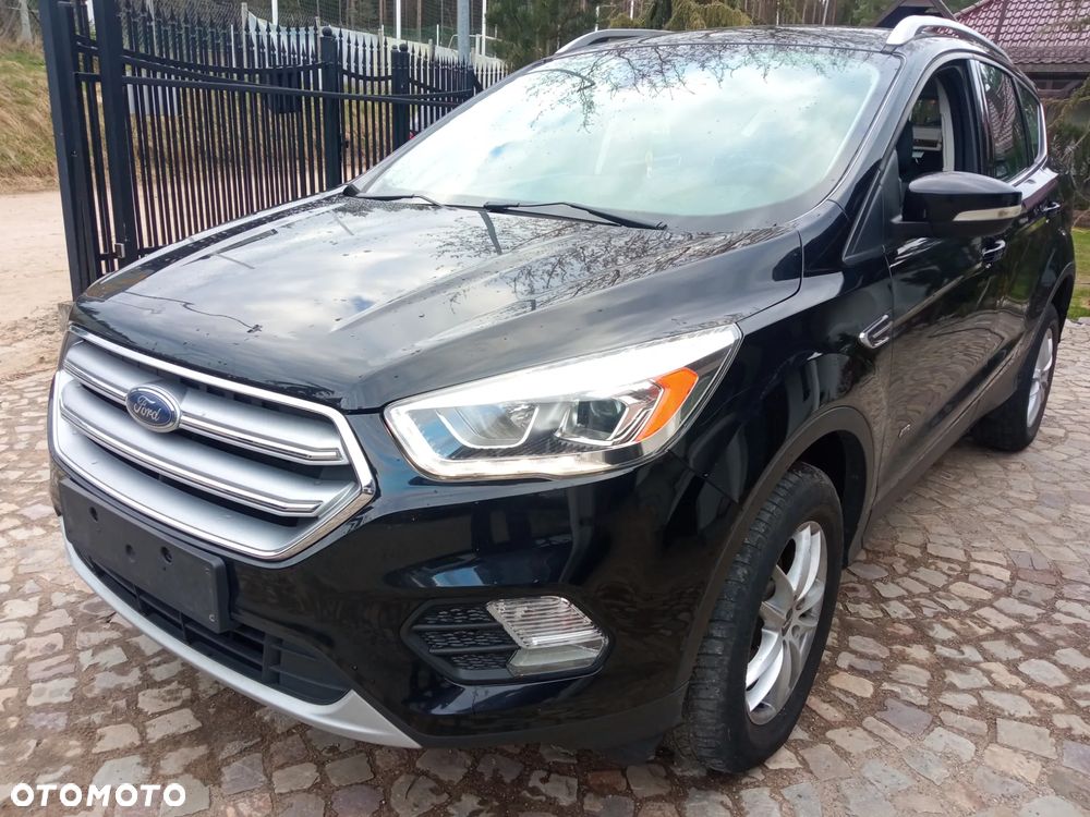 Ford Kuga 2.0 TDCi 4x4 Vignale - 4