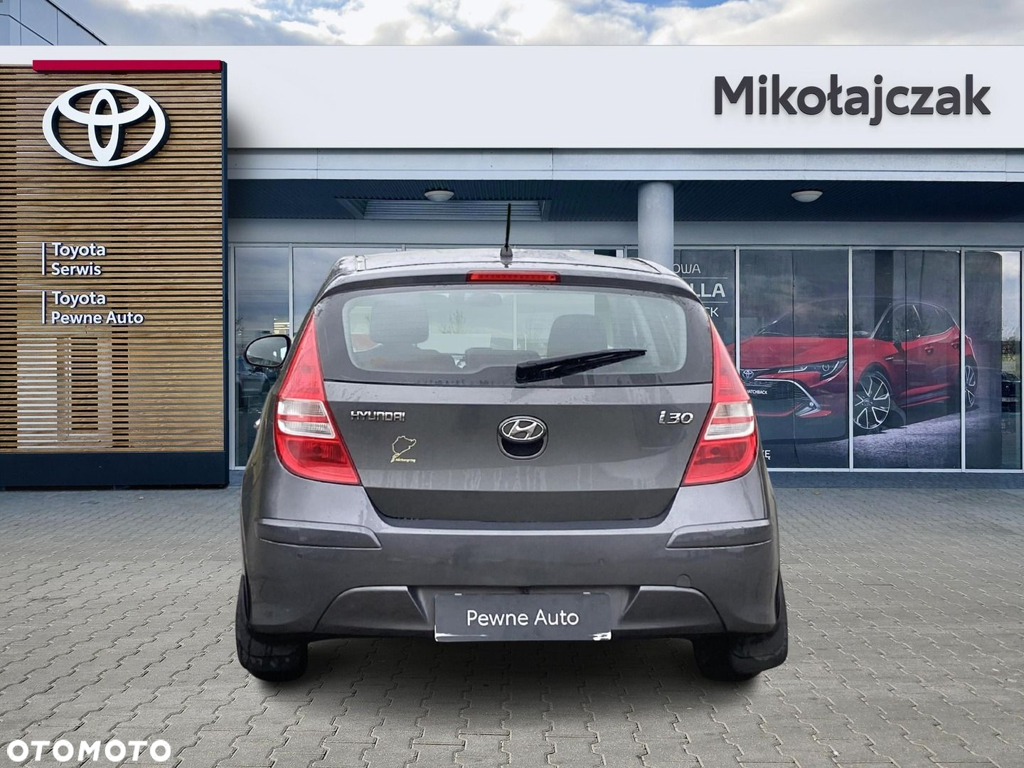 Hyundai i30 1.4 Base + - 8