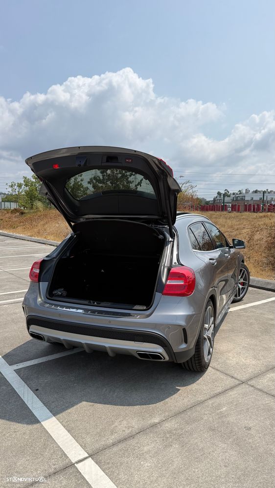 Mercedes-Benz GLA 45 AMG 4-Matic - 33