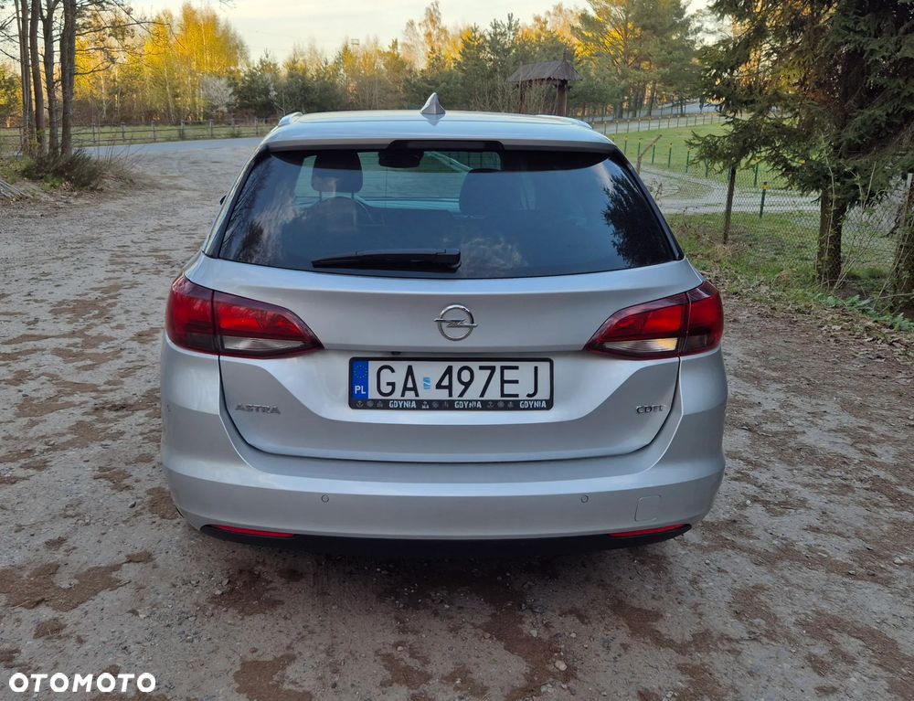 Opel Astra 1.6 CDTI Dynamic - 26