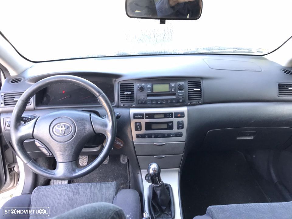 Toyota Corolla E12 1.6 16V 3P 2002 - Para Peças - 8