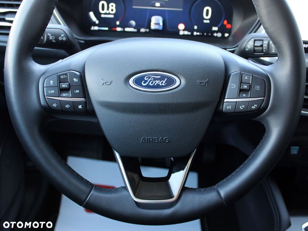 Ford Focus 1.0 EcoBoost Titanium X - 27