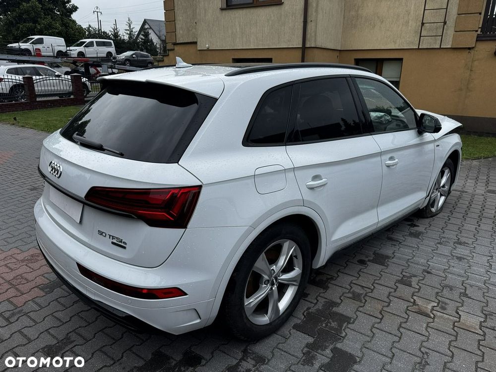 Audi Q5 55 TFSI e Quattro S Line S tronic - 4