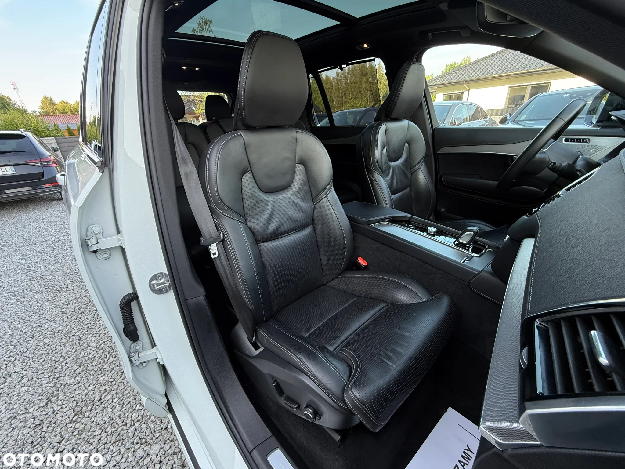 Volvo XC 90 T8 AWD Recharge Geartronic RDesign Edition - 35