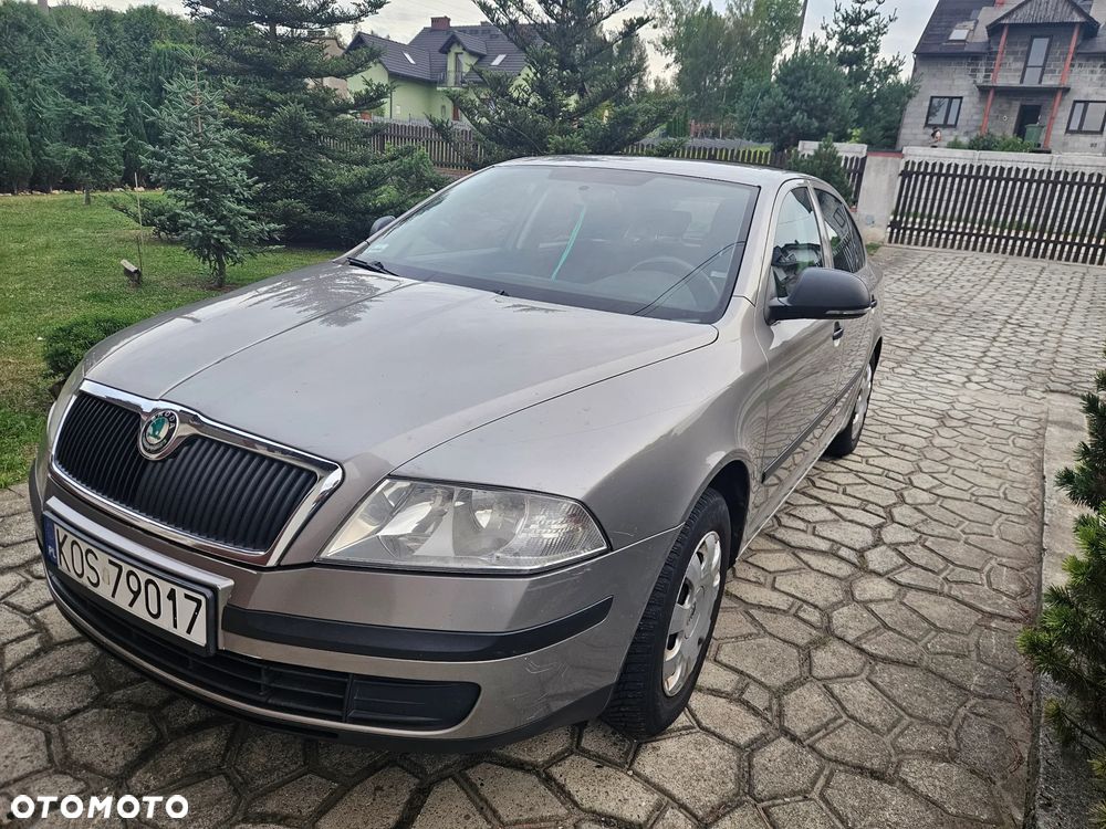 Skoda Octavia 1.6 Classic - 2
