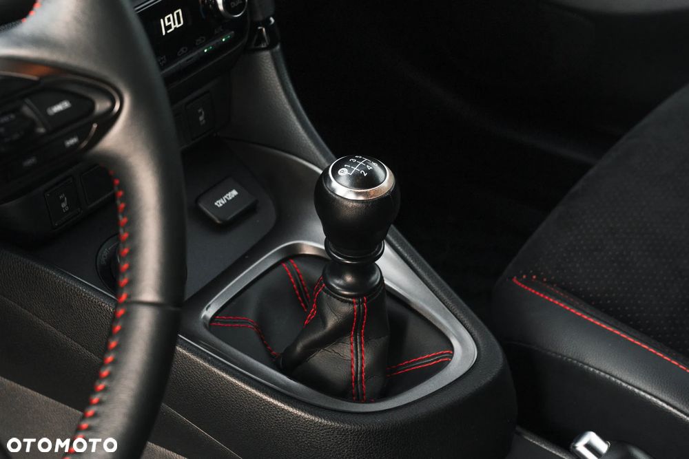 Toyota GR Yaris 1.6 Dynamic - 15
