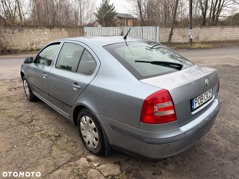 Skoda Octavia 1.6 Classic - 2
