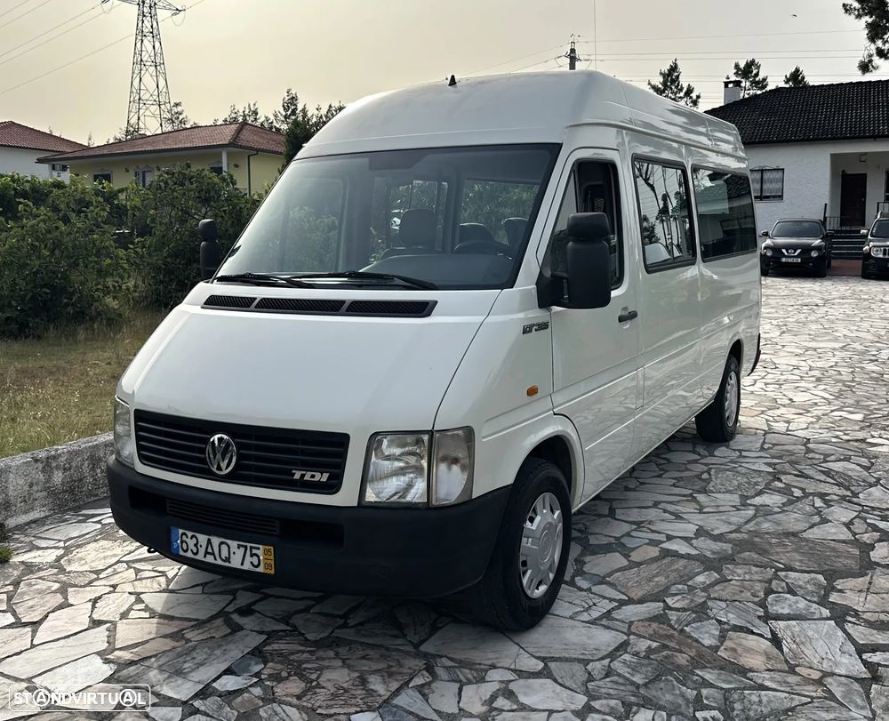 VW LT 35 2.5 TDI 9L/CADEIRA DE RODAS COM PLATAFORMA ELEVATORIA - 1