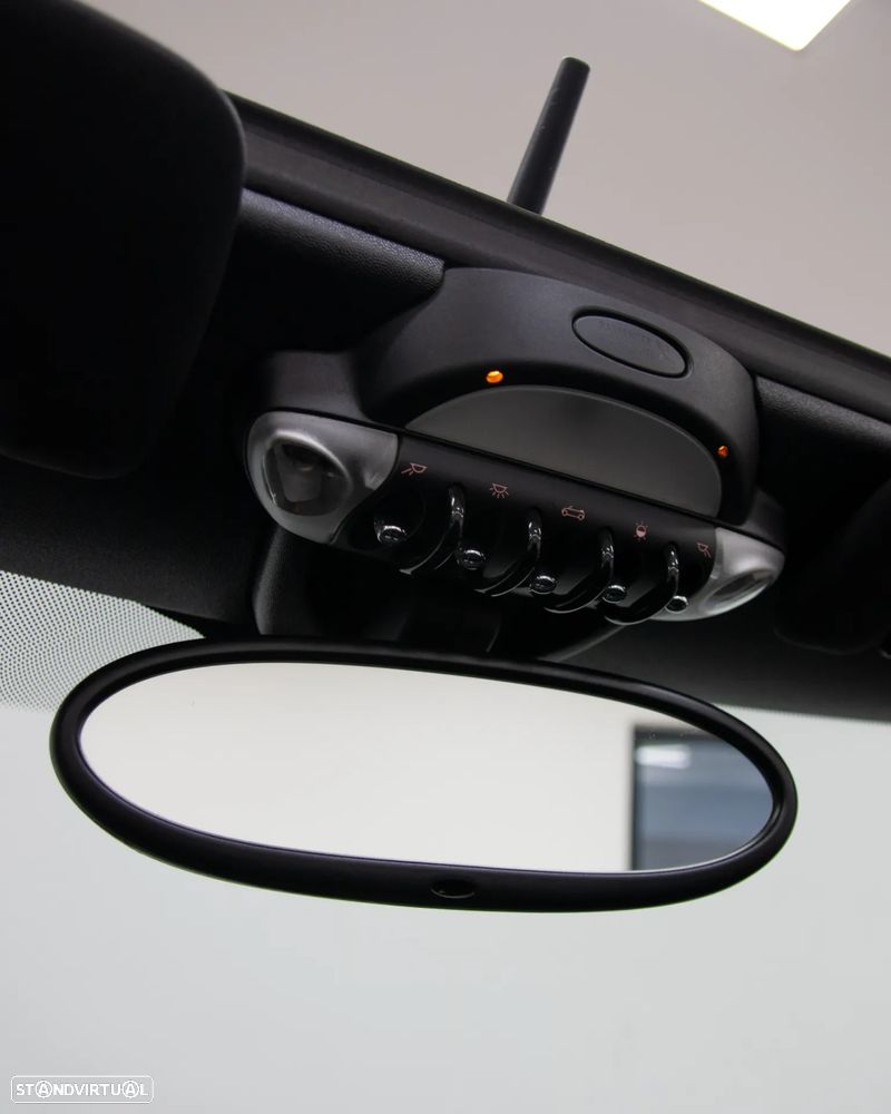 MINI Cabrio Cooper S - 38