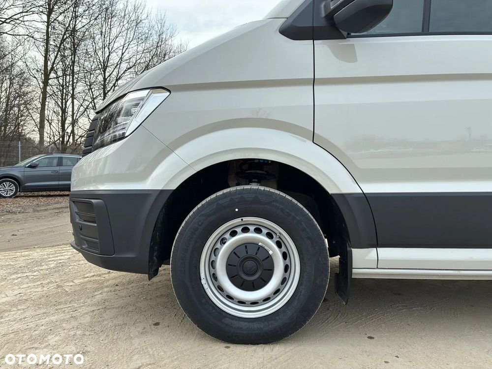 Volkswagen Crafter 35 Furgon L4H3, 2.0BiTDI 177KM, 4490mm, Wysoki dach - 39