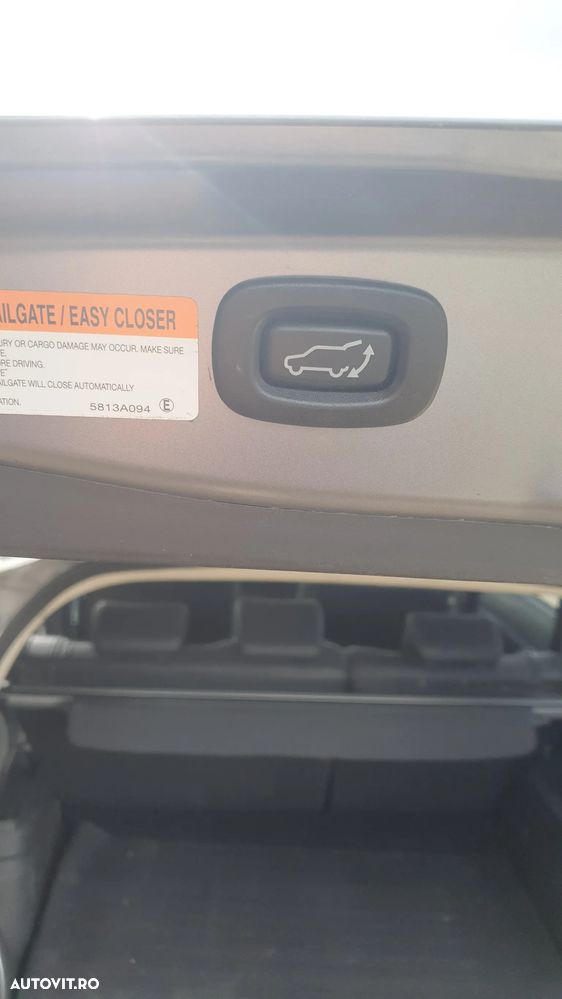 Mitsubishi Outlander 2.0 Litre DOHC MIVEC 4WD Instyle Navi - 16