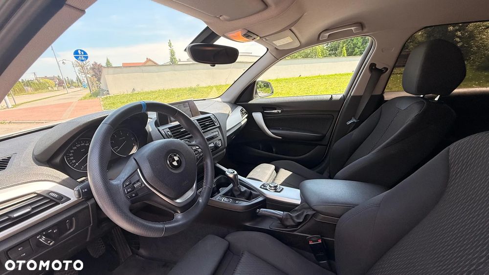 BMW Seria 1 118d DPF - 8