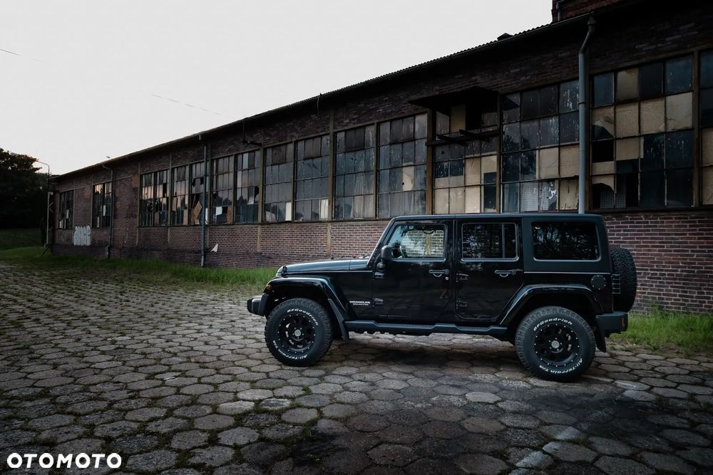 Jeep Wrangler - 35