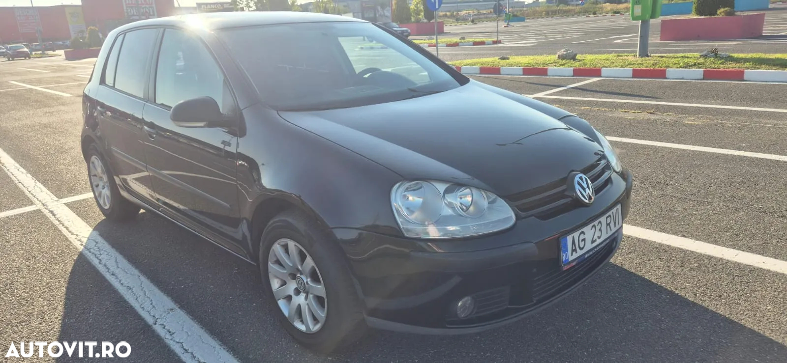 Volkswagen Golf - 5